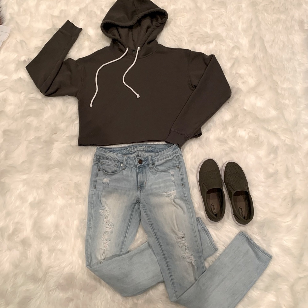 American Eagle Distressed Straight Leg Jeans- Sz 2